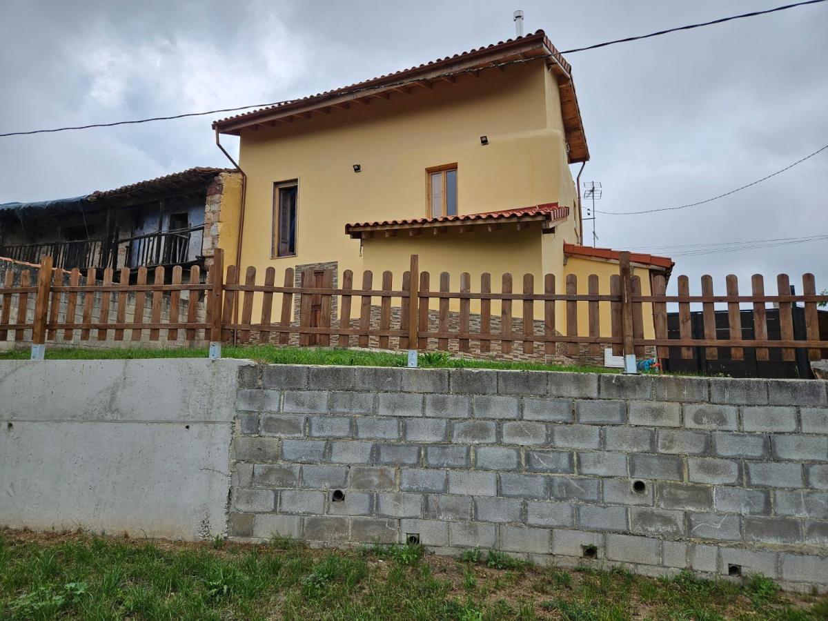 Villa 201A La Huerta De Cayao Villaviciosa  Esterno foto